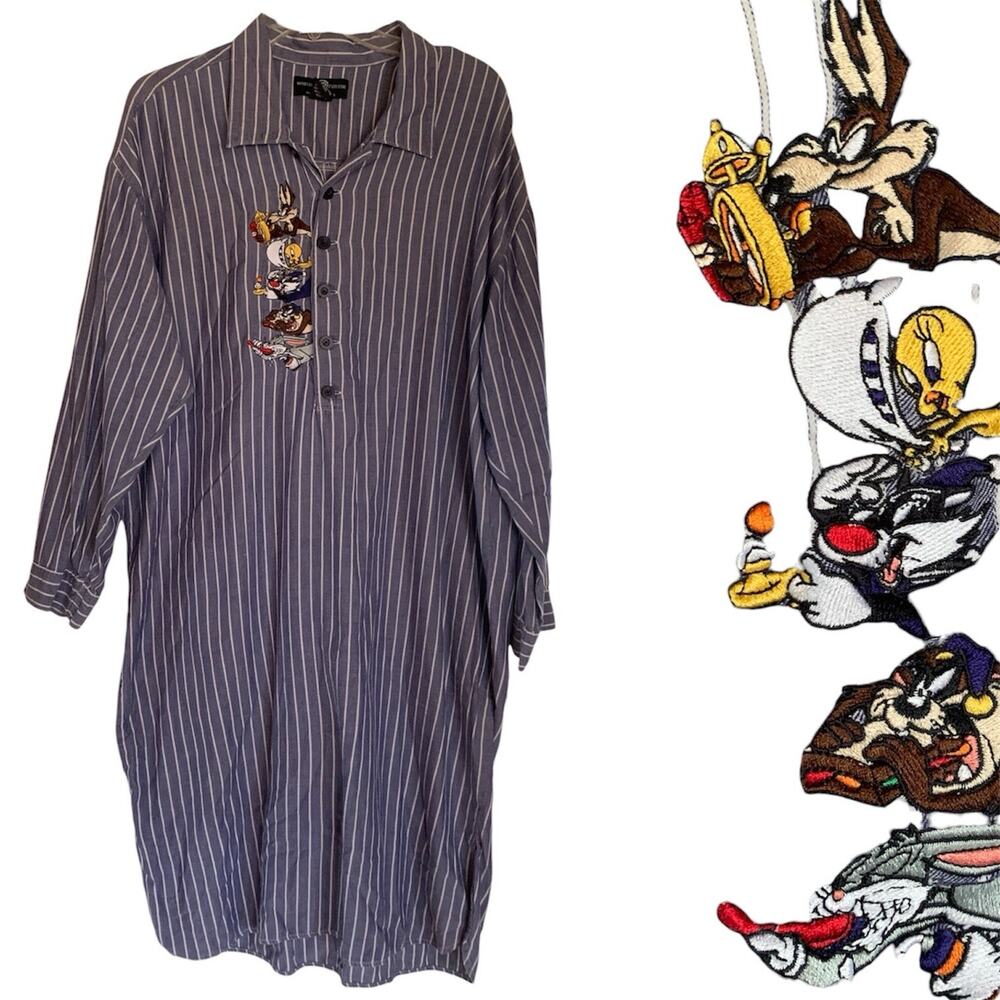 Vintage 90s Warner Bros Studio Nightgown Sleep Shirt Embroidered Cotton M/L